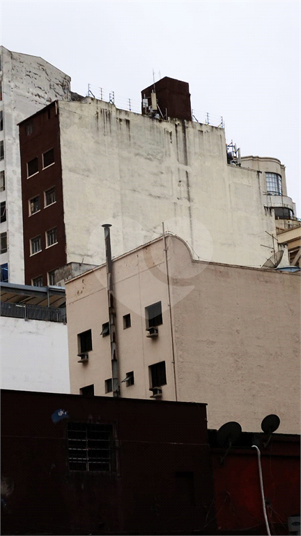Oportunidade Única: Prédio Comercial no Coração do Centro Histórico de São Paulo
