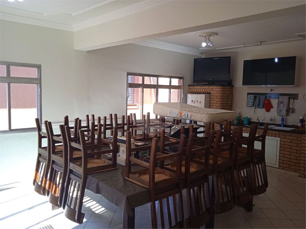 O Lar dos Seus Sonhos no Jardim Regina - 4 dormitórios