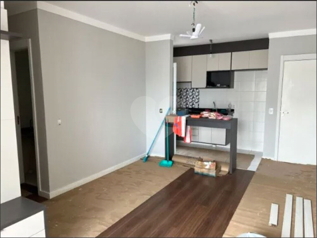 Apartamento à venda com 3 quartos, 71m² - Foto 4