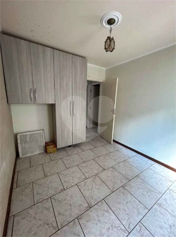 Apartamento à venda com 2 quartos, 60m² - Foto 8