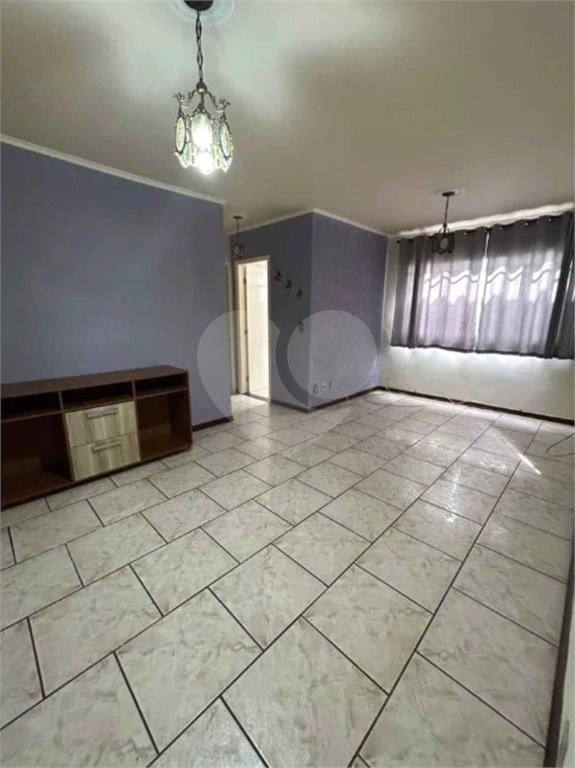 Apartamento à venda com 2 quartos, 60m² - Foto 6