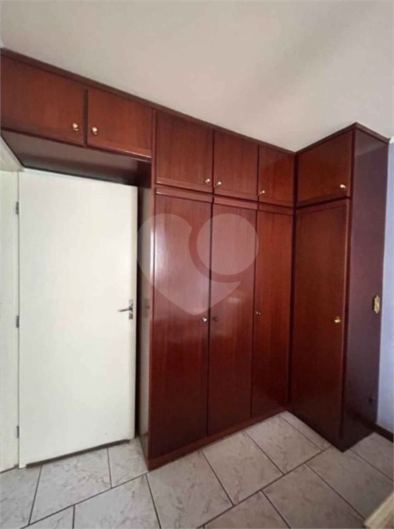 Apartamento à venda com 2 quartos, 60m² - Foto 11