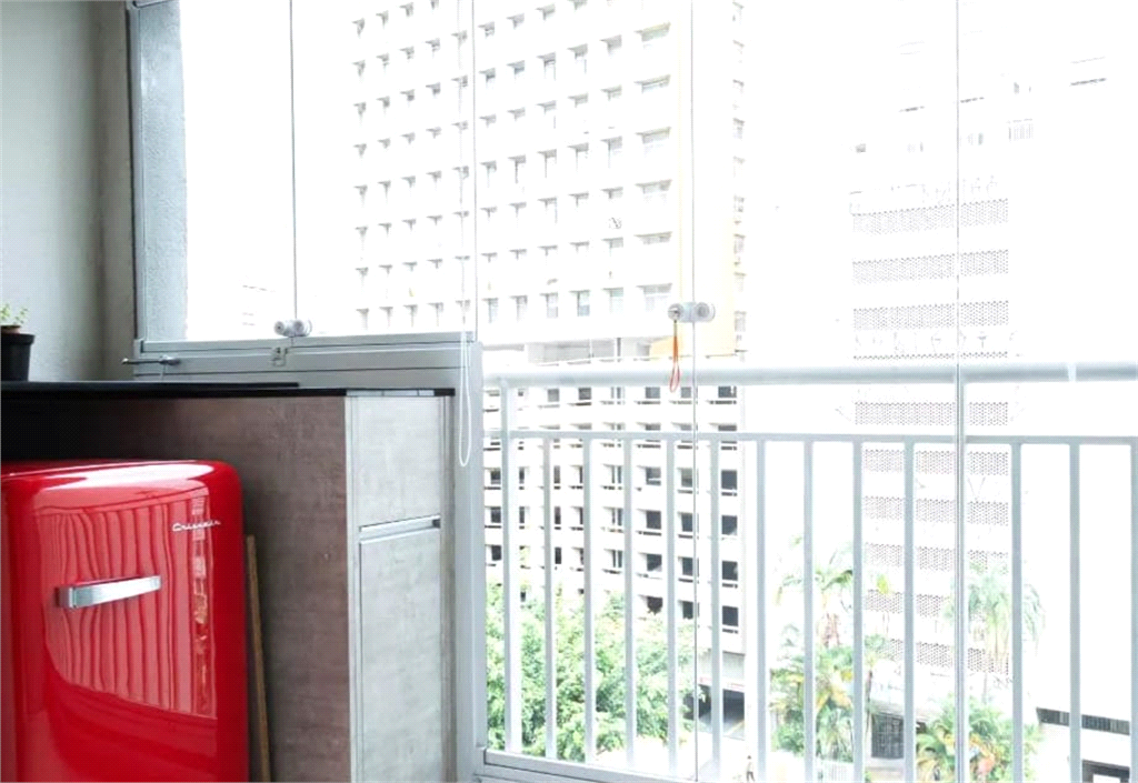 APARTAMENTO em CENTRO