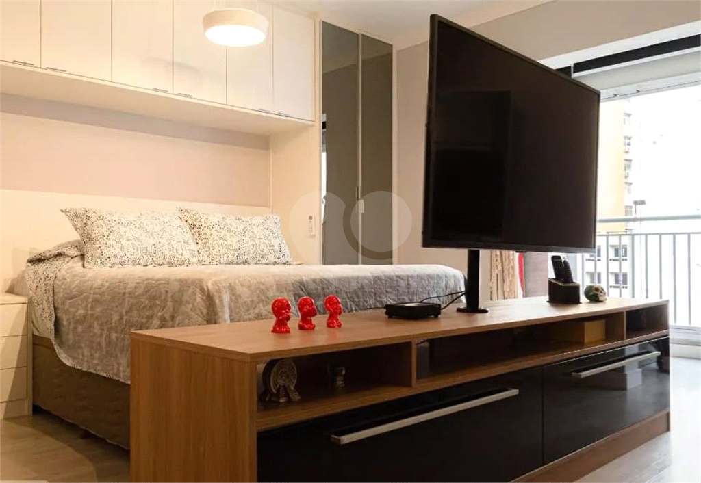 APARTAMENTO em CENTRO
