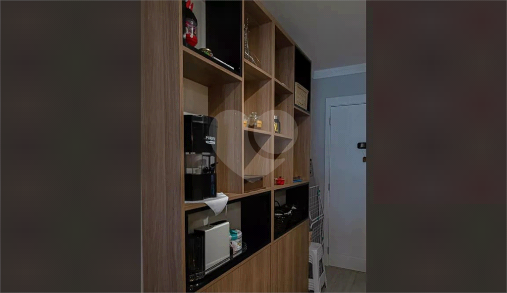 APARTAMENTO em CENTRO