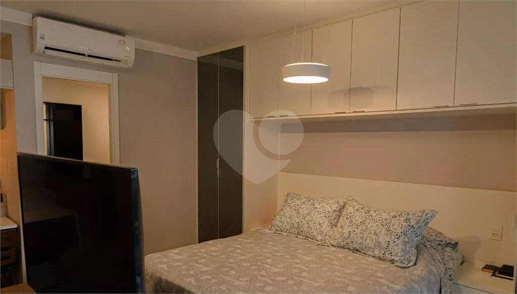 APARTAMENTO em CENTRO