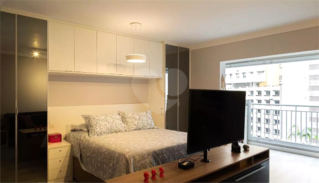 APARTAMENTO em CENTRO
