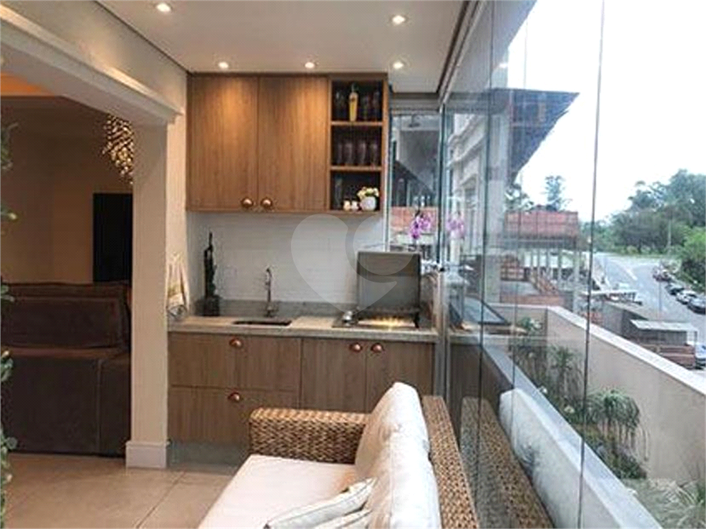APARTAMENTO À VENDA EM ALPHAVILLE 