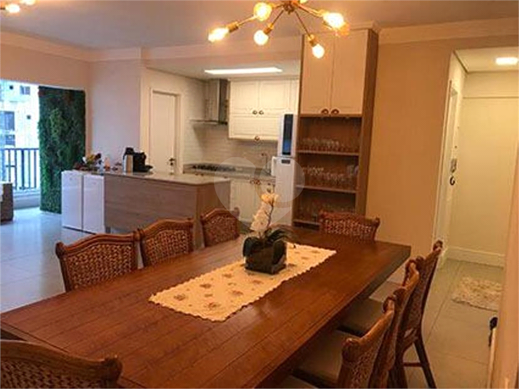 APARTAMENTO À VENDA EM ALPHAVILLE 