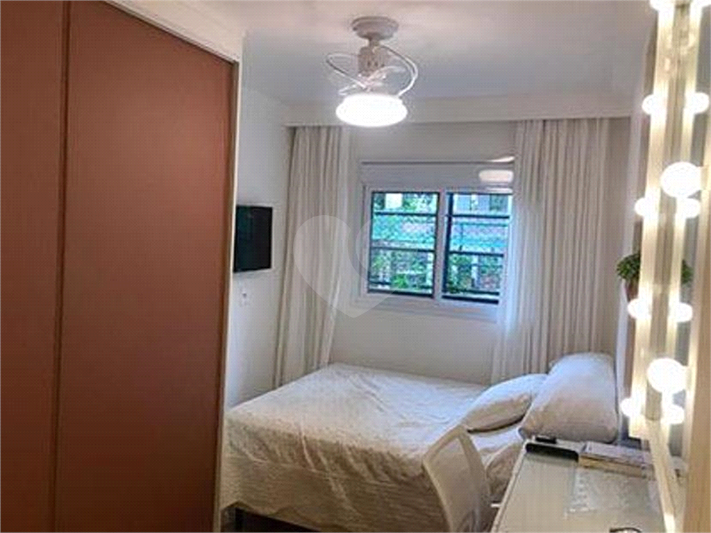 APARTAMENTO À VENDA EM ALPHAVILLE 