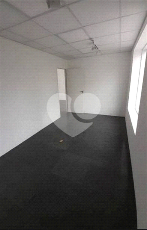 Conjunto comercial a venda na Liberdade