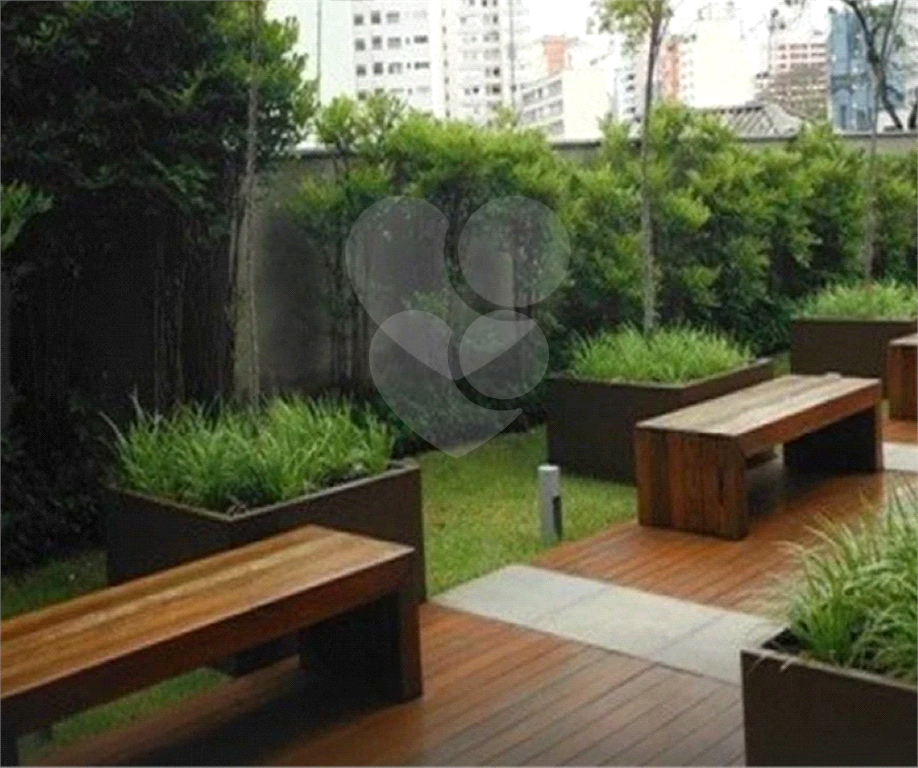 Conjunto comercial a venda na Liberdade