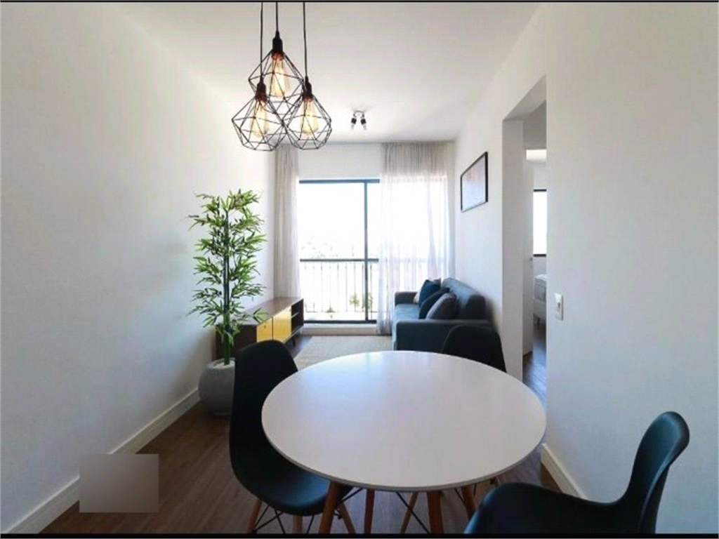 Apartamento de 2 quartos com garagem coberta no Butantã, localização privilegiada. 