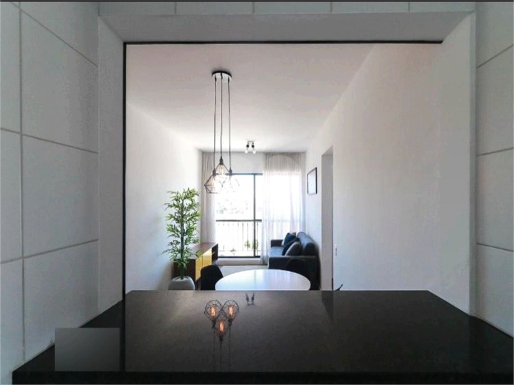 Apartamento de 2 quartos com garagem coberta no Butantã, localização privilegiada. 