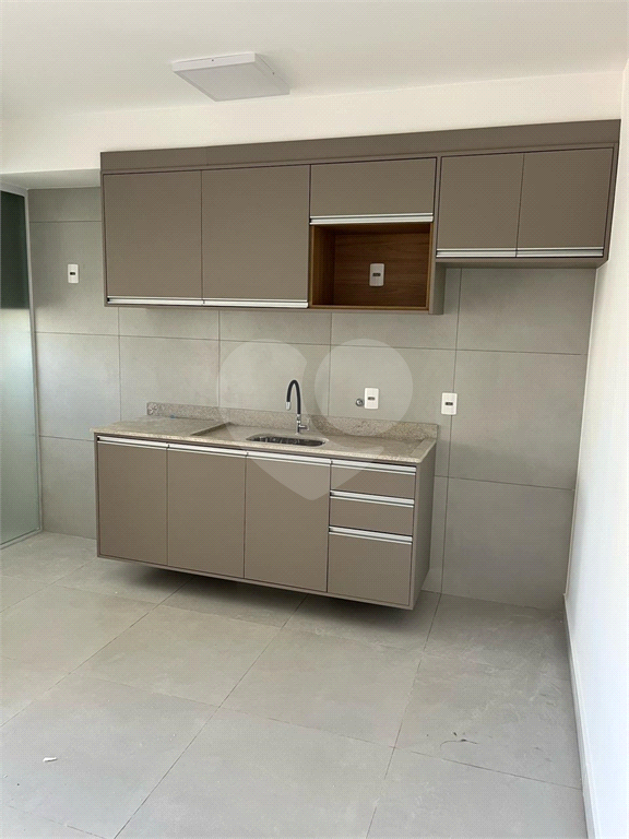 Apartamento para alugar com 1 quarto, 64m² - Foto 18