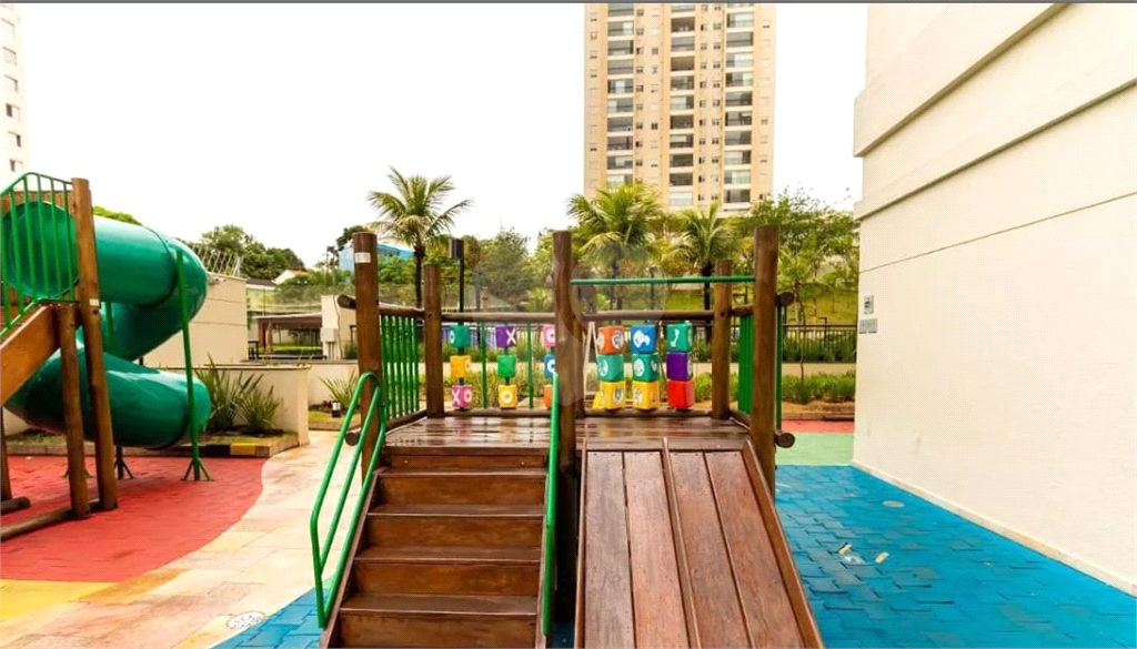 Apartamento a venda no Condomínio Chácara Cantareira Residencial