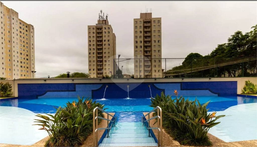 Apartamento a venda no Condomínio Chácara Cantareira Residencial