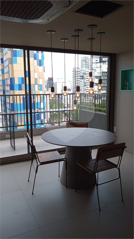 APARTAMENTO À VENDA NO JARDIM AMÉRICA