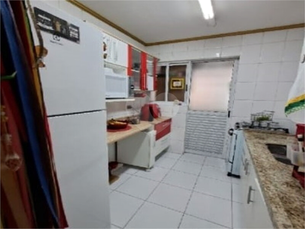 Apartamento à venda com 2 quartos, 63m² - Foto 8