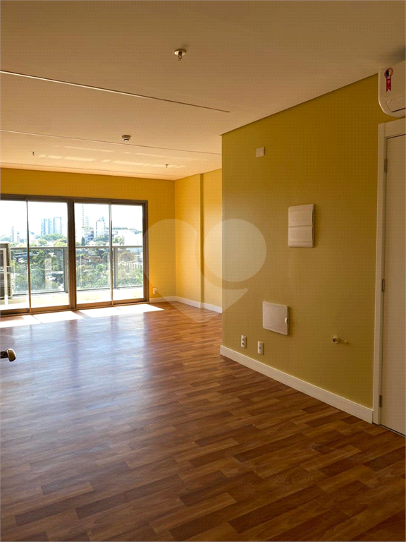 Conjunto comercial para venda ou  locação em Moema.