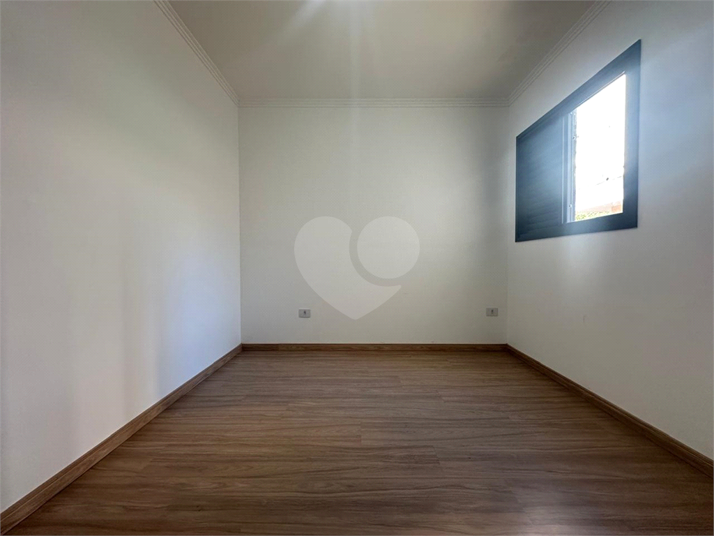 Sobrado recém construído com plantão - Santa Teresinha - 3 quartos 2 vagas