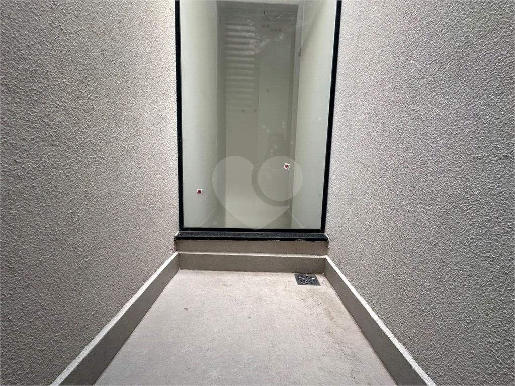 Sobrado recém construído com plantão - Santa Teresinha - 3 quartos 2 vagas