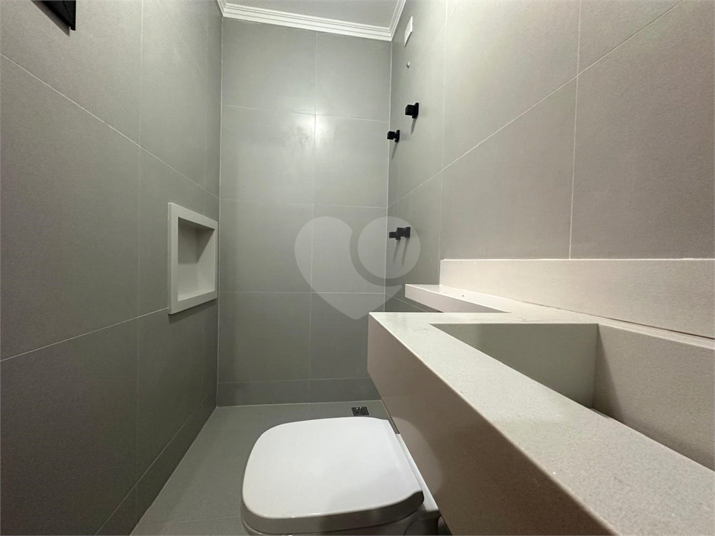 Sobrado recém construído com plantão - Santa Teresinha - 3 quartos 2 vagas
