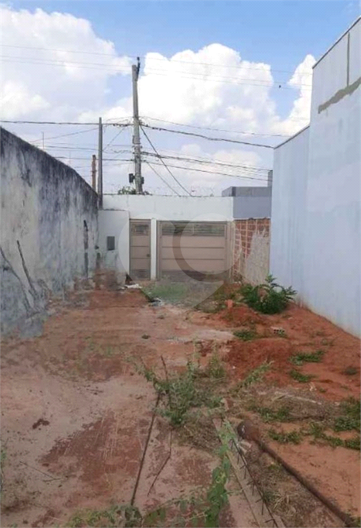 Terreno à venda, 209m² - Foto 1