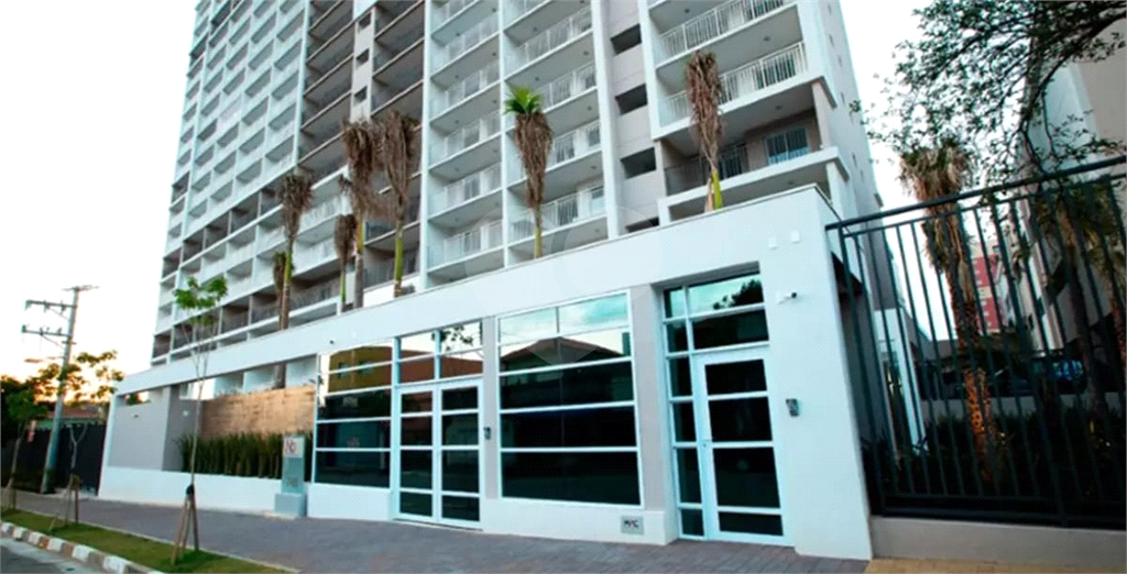 Apartamento com 35m 1 dorm 1 suite varanda sala cozinha banheiro e 1 vaga de garagem