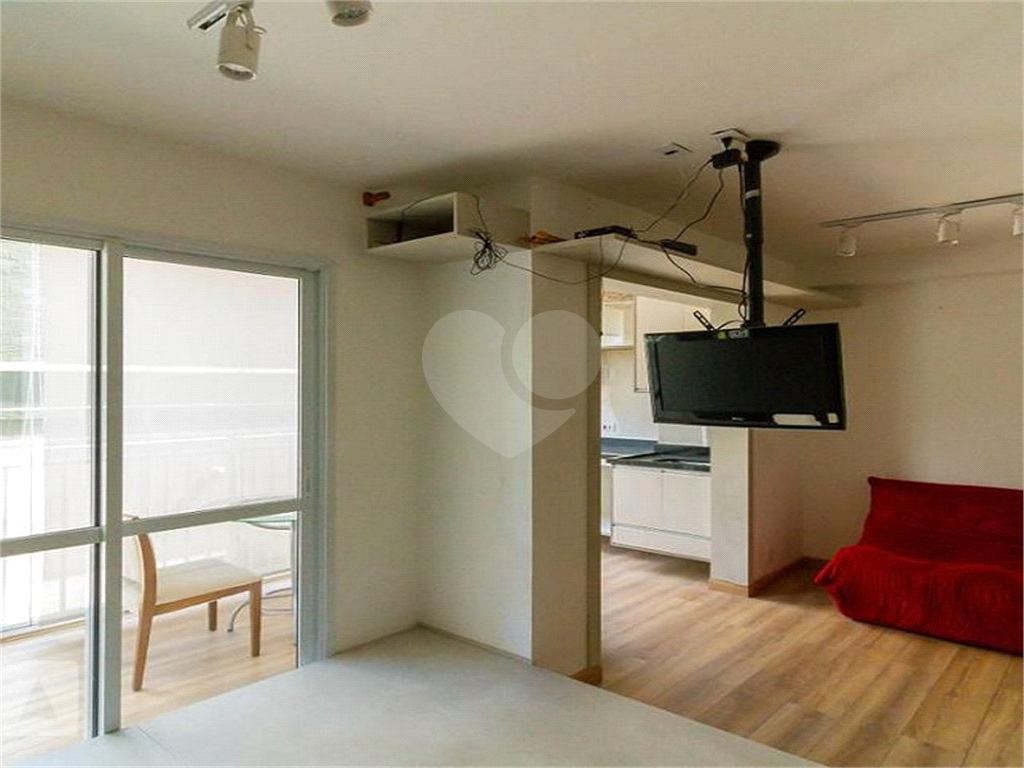 Apartamento com 35m 1 dorm 1 suite varanda sala cozinha banheiro e 1 vaga de garagem