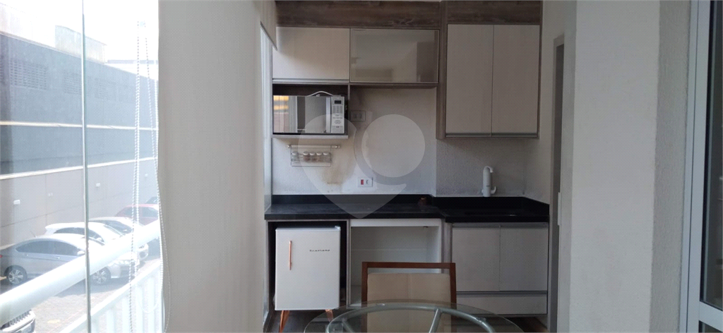 Apartamento com 35m 1 dorm 1 suite varanda sala cozinha banheiro e 1 vaga de garagem