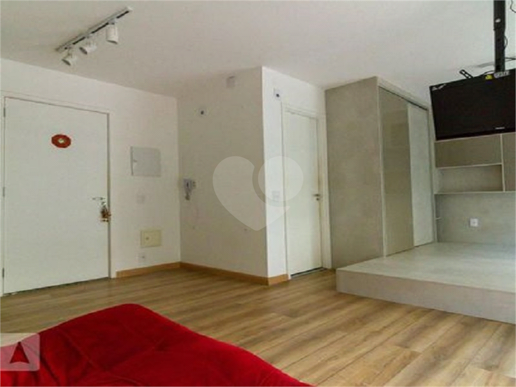 Apartamento com 35m 1 dorm 1 suite varanda sala cozinha banheiro e 1 vaga de garagem