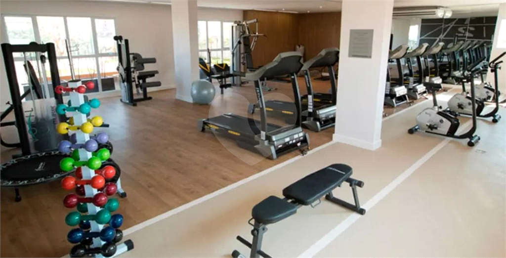 Apartamento com 35m 1 dorm 1 suite varanda sala cozinha banheiro e 1 vaga de garagem