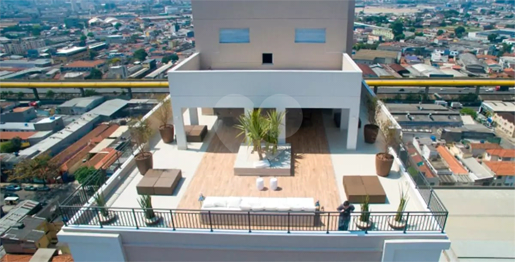 Apartamento com 35m 1 dorm 1 suite varanda sala cozinha banheiro e 1 vaga de garagem
