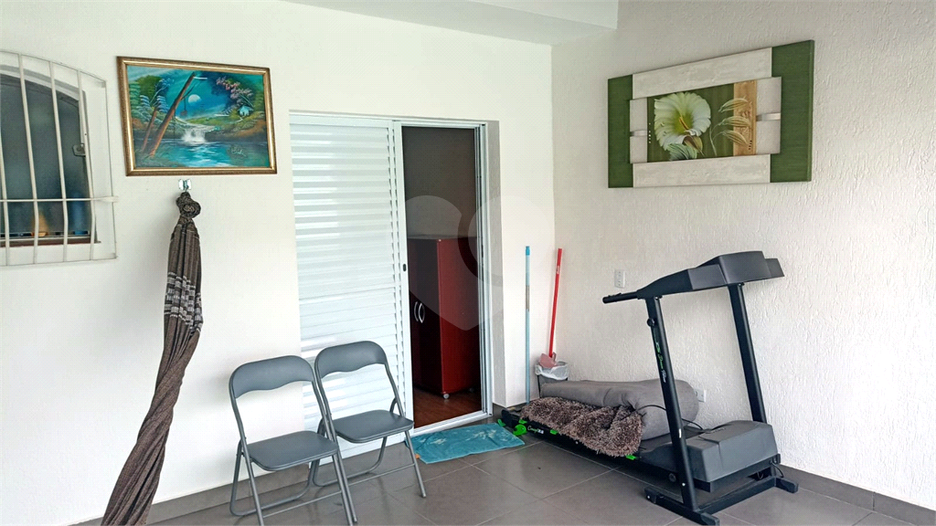 Sobrado à venda com 2 quartos, 70m² - Foto 2