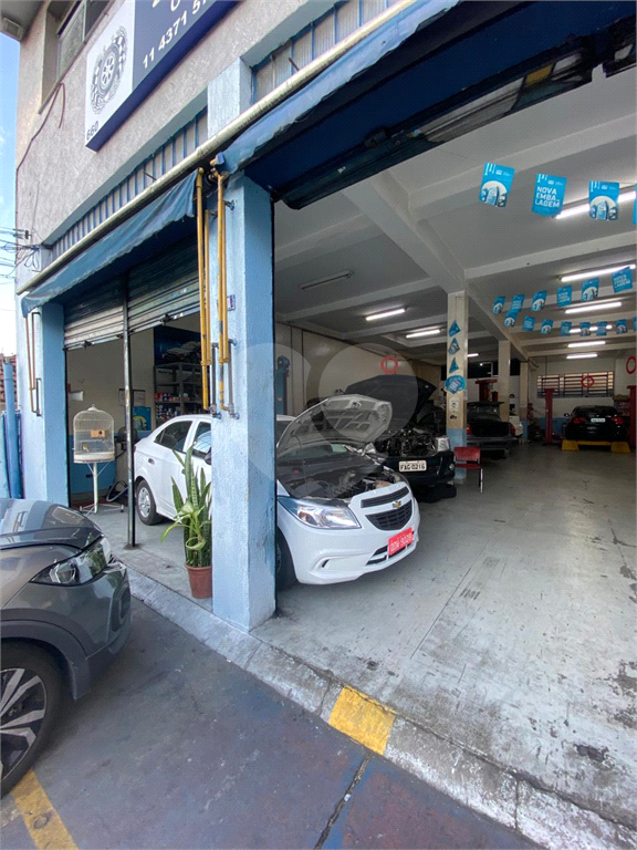 Predio comercial a venda e locação, 474m2, Fachada ativa com vagas, estacionamento. Água Fria