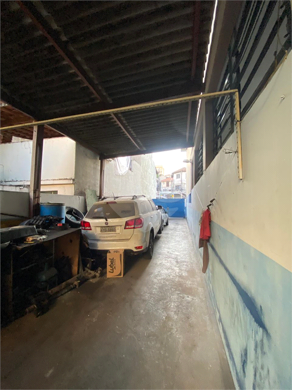 Predio comercial a venda e locação, 474m2, Fachada ativa com vagas, estacionamento. Água Fria