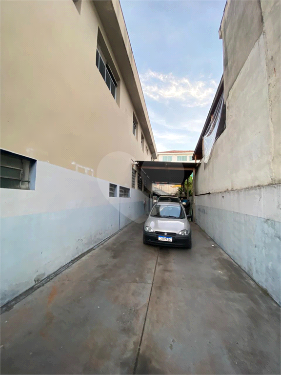 Predio comercial a venda e locação, 474m2, Fachada ativa com vagas, estacionamento. Água Fria