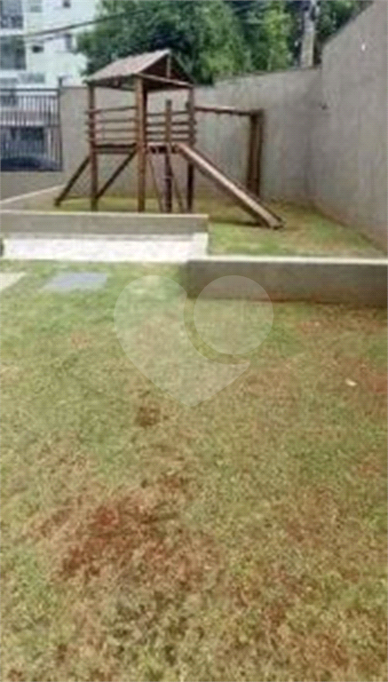APARTAMENTO em HORTO