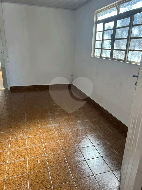 Casa para alugar com 6 quartos, 486m² - Foto 13