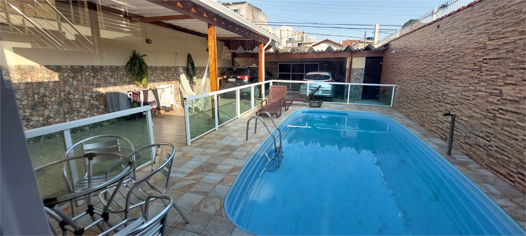 CASA TÉRREA em VILA SILVEIRA