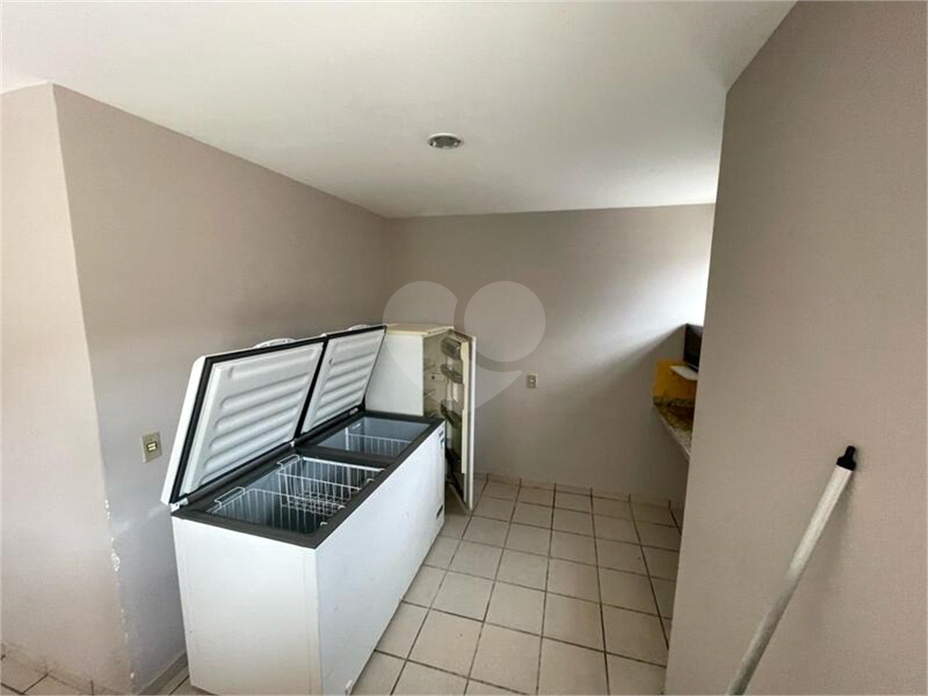 Apartamento à venda com 3 quartos, 83m² - Foto 32