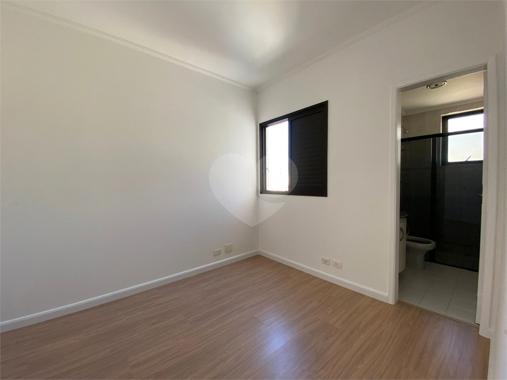 APARTAMENTO em SANTANA