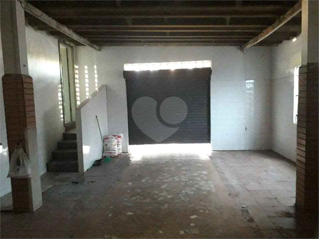 Casa à venda com 3 quartos, 196m² - Foto 16