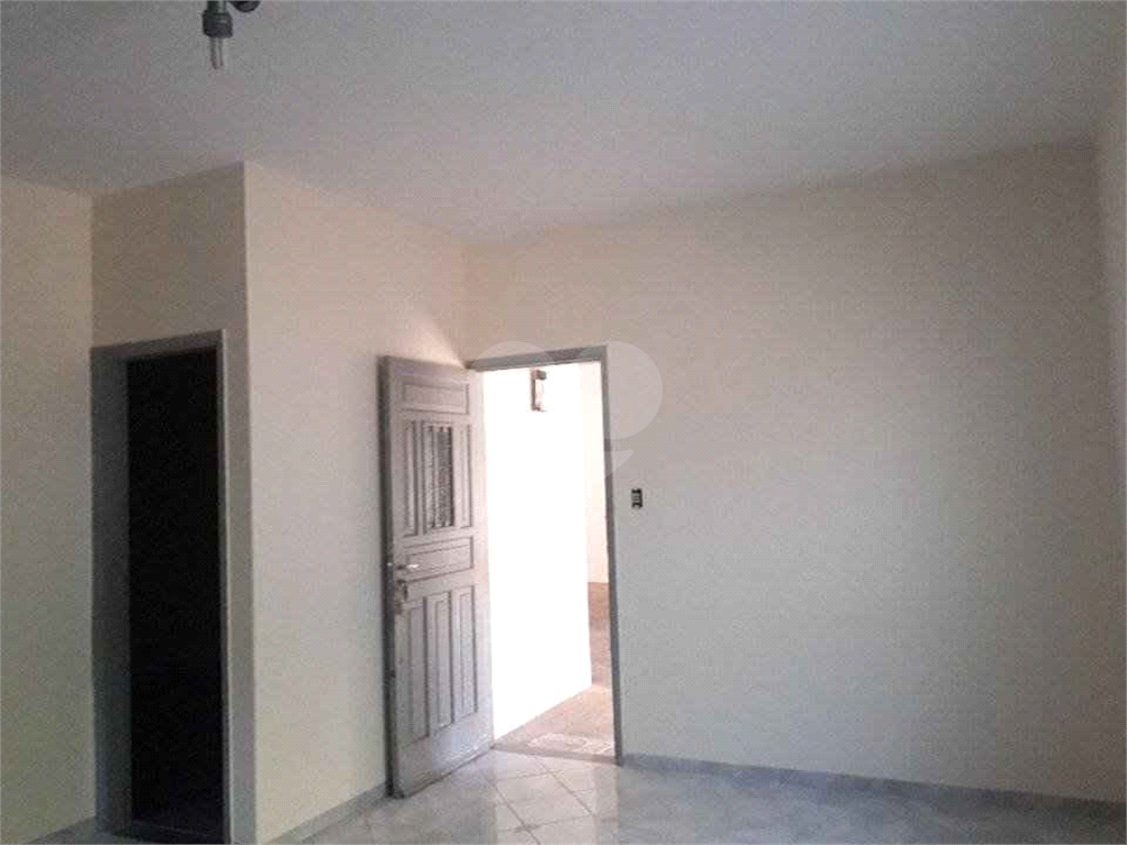 Casa à venda com 3 quartos, 196m² - Foto 6