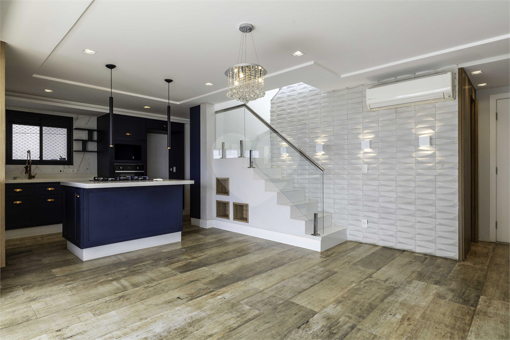 Cobertura impecável em rua tranquila e vista maravilhosa para o Parque Villa Lobos!