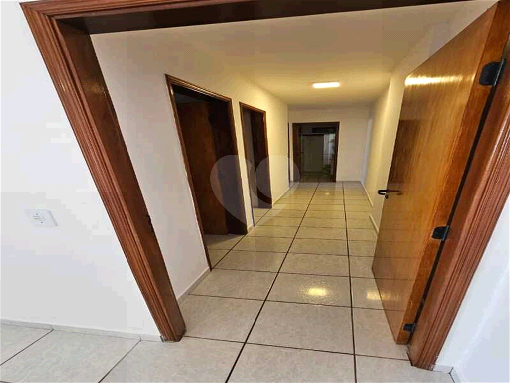 Apartamento à venda com 3 quartos, 80m² - Foto 23