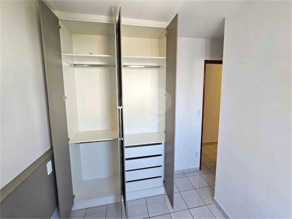 Apartamento à venda com 3 quartos, 80m² - Foto 32