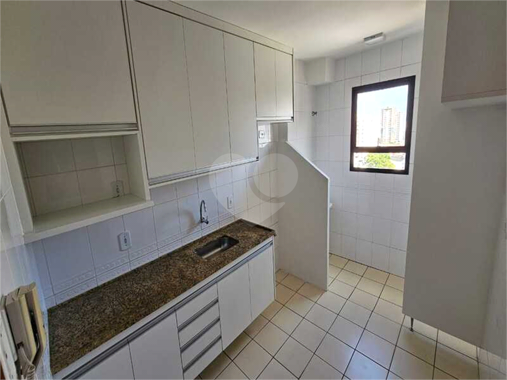 Apartamento à venda com 3 quartos, 80m² - Foto 6