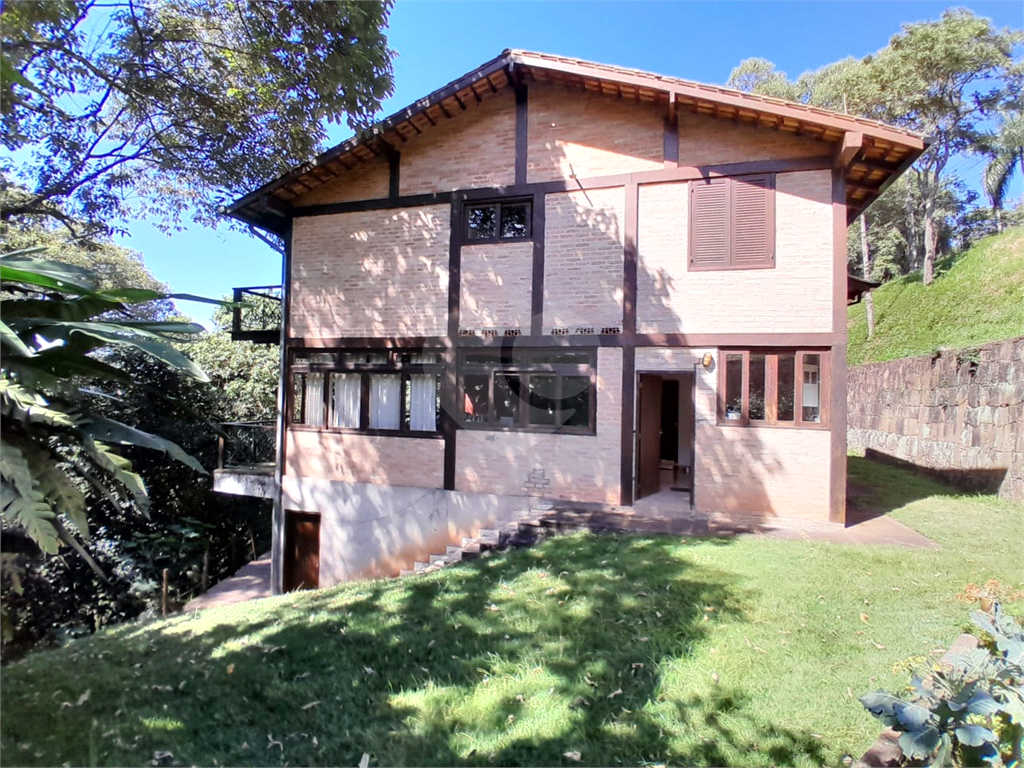 Casa de Condomínio à venda com 3 quartos, 293m² - Foto 4